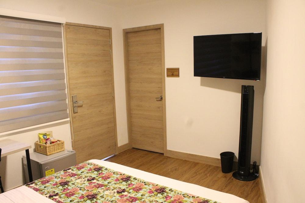 Hotel Poma Rosa メデジン エクステリア 写真