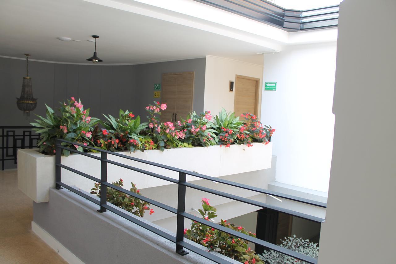 Hotel Poma Rosa メデジン エクステリア 写真