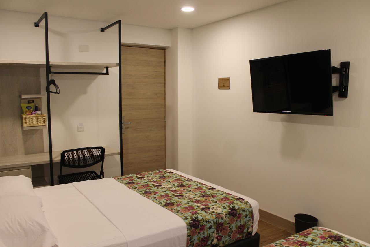 Hotel Poma Rosa メデジン エクステリア 写真