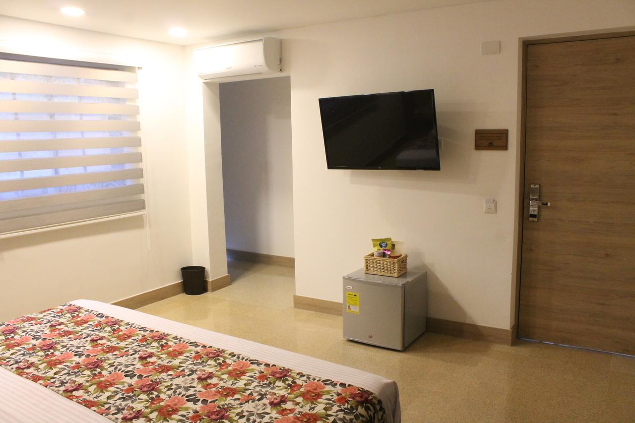 Hotel Poma Rosa メデジン エクステリア 写真